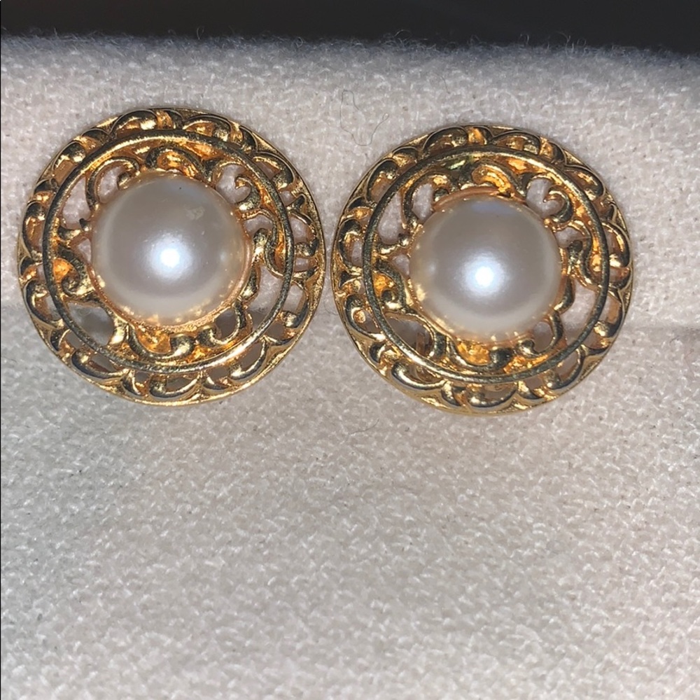Gold pearl chip on Vintage Anne Klein earrings
